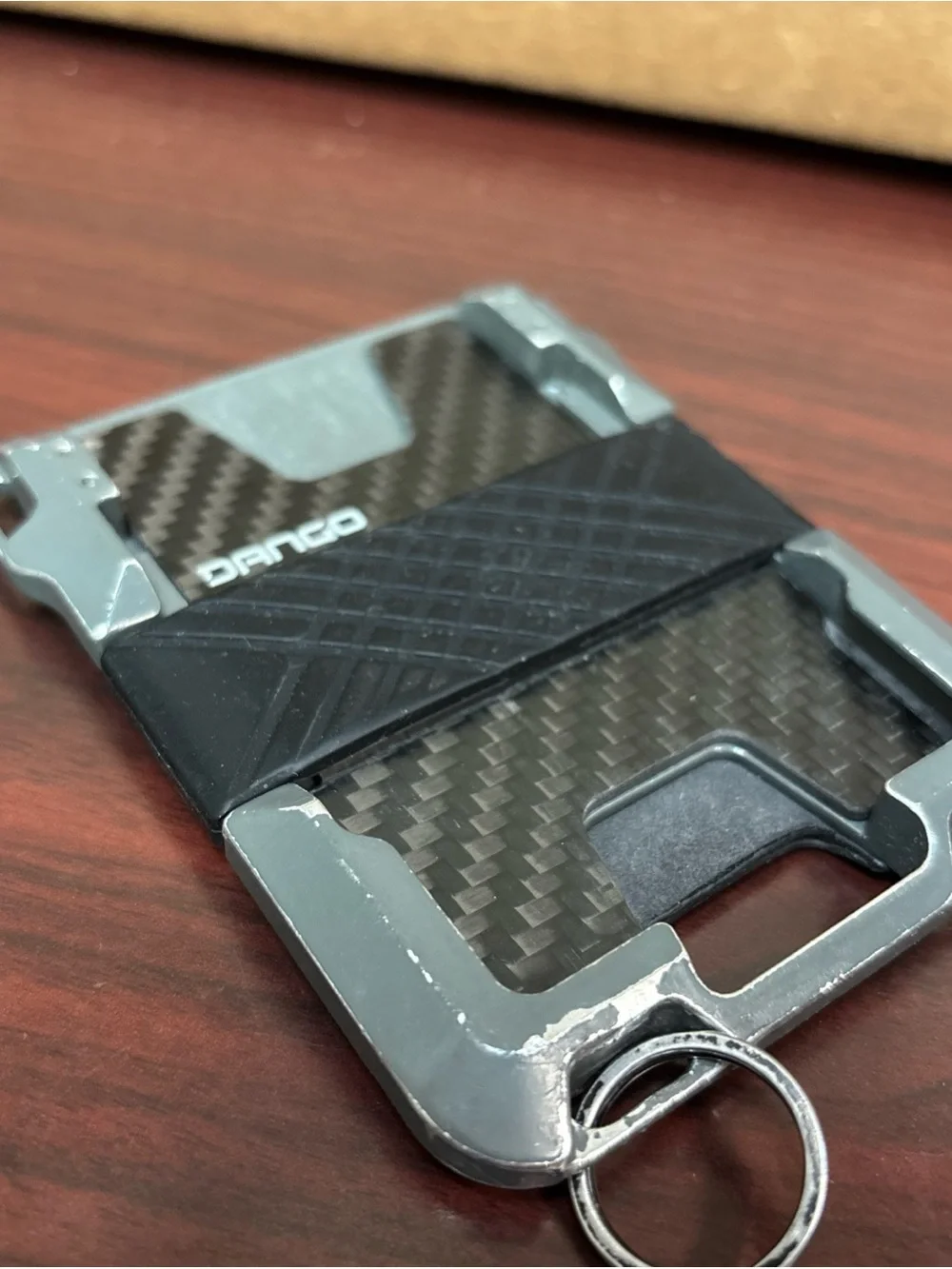 DANGO M1 Maverick R-Spec Black Carbon Fiber Wallet Slim Minimalist Men’s